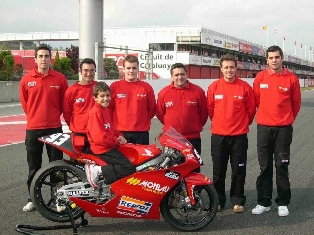 Αφιέρωμα Marc Marquez: Ο πρωταθλητής των «μεγάλων» - Ένα βήμα πριν το CEV - 2006 Αφιέρωμα Marc Marquez: Ο πρωταθλητής των «μεγάλων» - Ένα βήμα πριν το CEV - 2006
