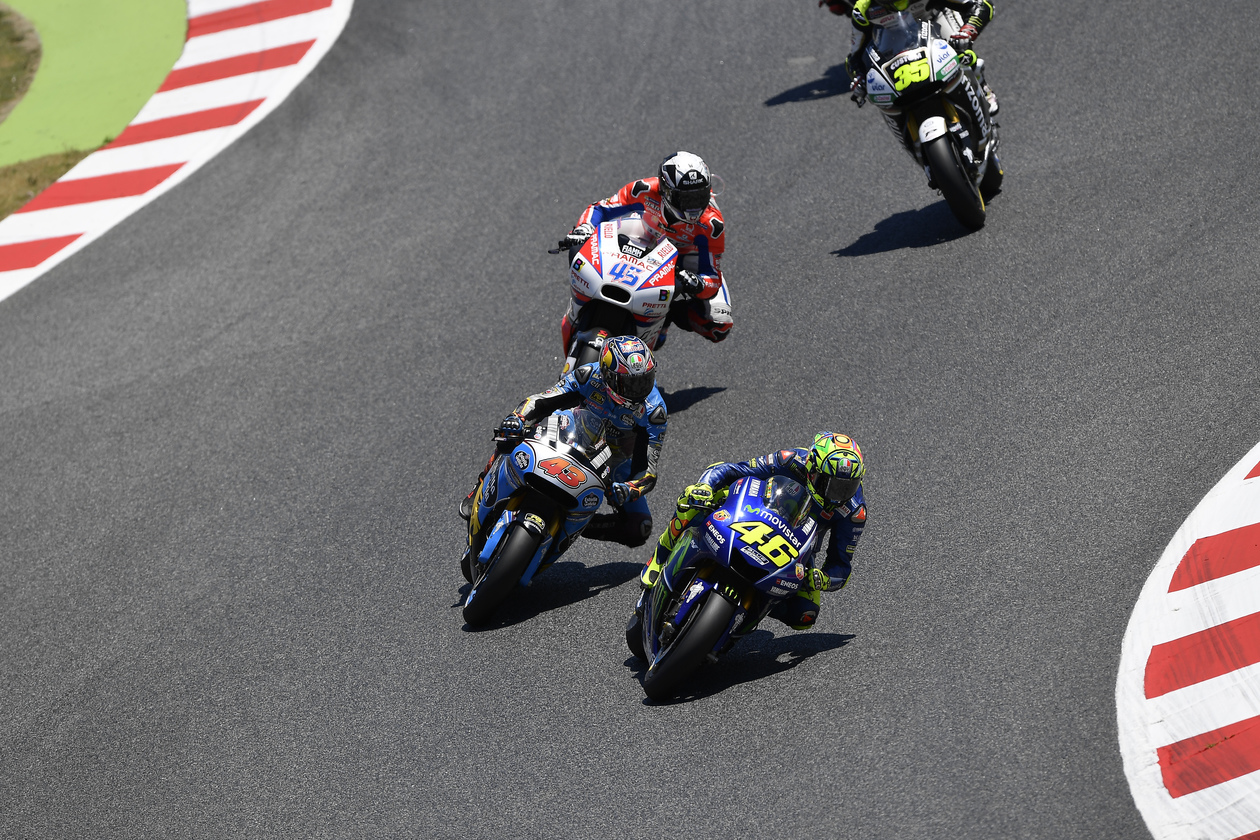 Rossi battling Miller, Redding and Crutchlow MotoGP Catalunya 2017 Rossi battling Miller, Redding and Crutchlow MotoGP Catalunya 2017