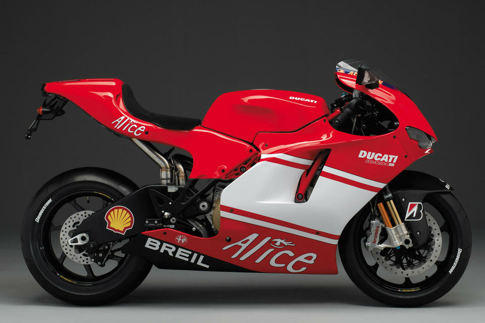 Ducati Desmosedici RR Team Version