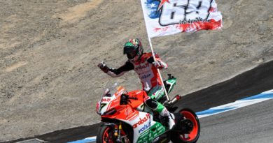 WSBK Laguna Seca 2017 Race 1 Chaz Davies