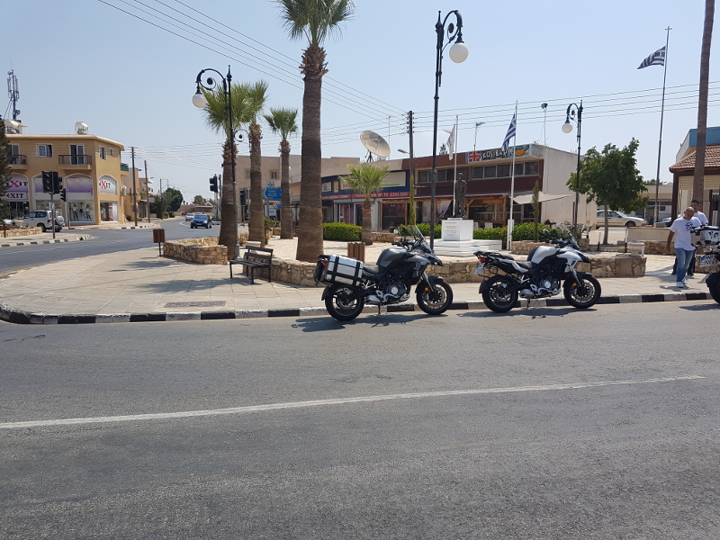 Benelli TRK 502 Test Ride Κύπρος Benelli TRK 502 Test Ride Κύπρος