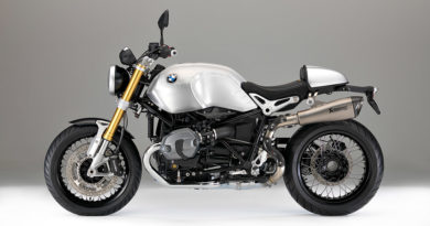 BMW R nineT και G310R, Honda CRF450R, Piaggio Liberty 50 iGet 4t 3V και Fly 125 4t 3V ie
