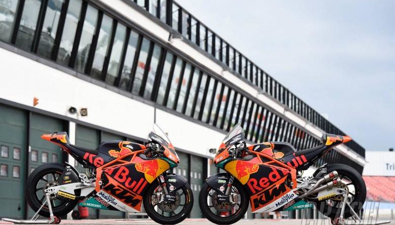 Moto2 KTM 5 BIKES AN SAM LOWES FOR 2018