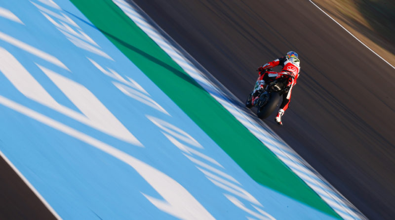WSBK Jerez 2017 Race 2 Chaz Davies
