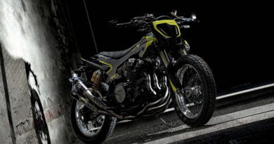 Valentino Rossi Special Yamaha XJR1300 EICMA 2017 Mya