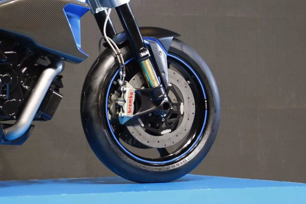 CFMoto V.02-NK Concept BRAKES
