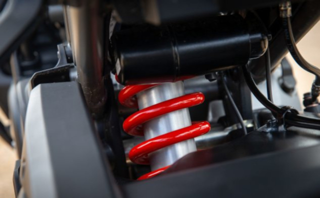 Showa suspension